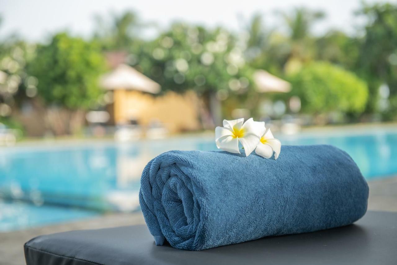 อเมทิสต์ รีสอร์ต ปาซซิกูดา Hotel Passikudah ภายนอก รูปภาพ