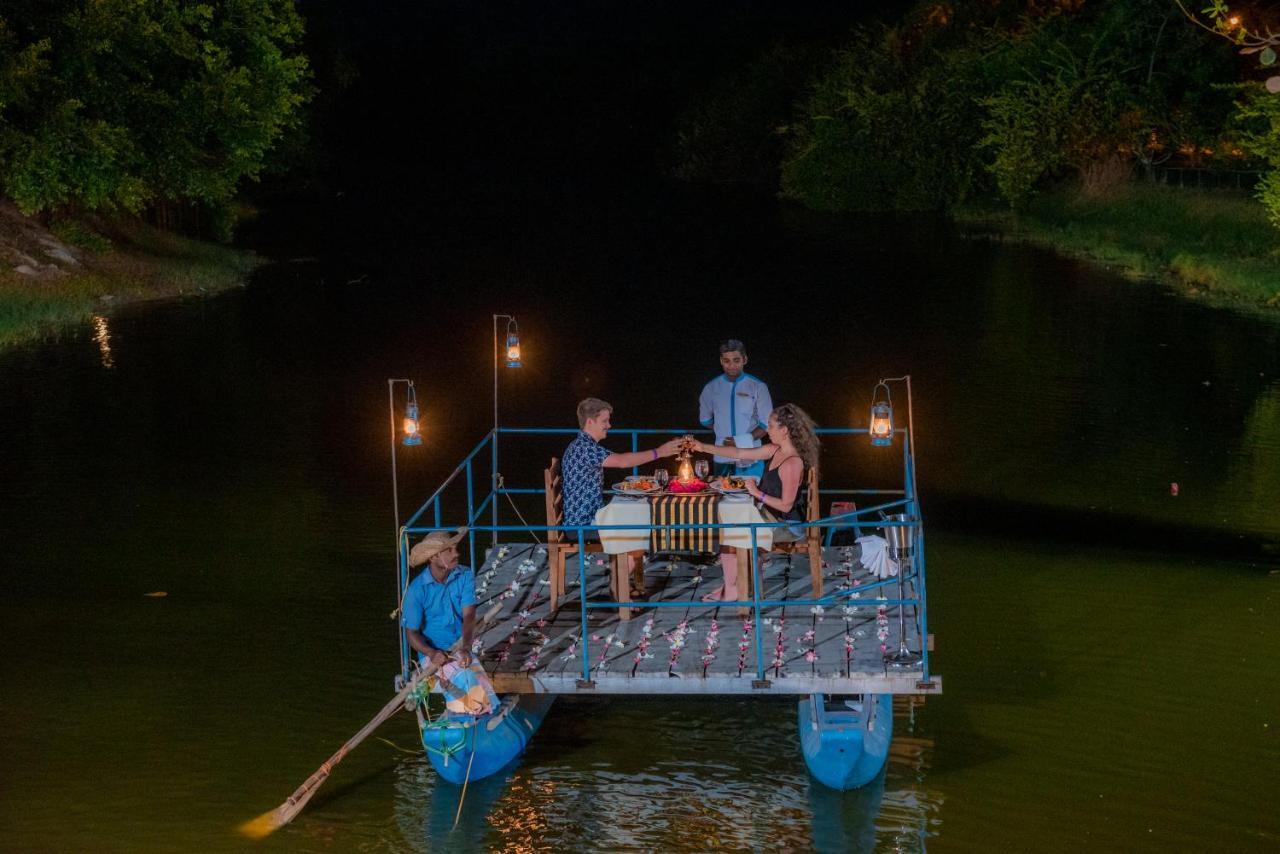 อเมทิสต์ รีสอร์ต ปาซซิกูดา Hotel Passikudah ภายนอก รูปภาพ