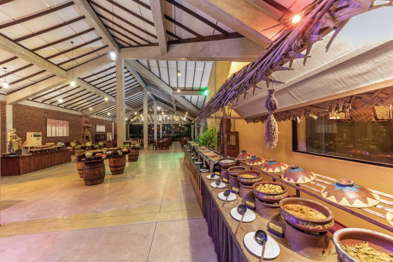 อเมทิสต์ รีสอร์ต ปาซซิกูดา Hotel Passikudah ภายนอก รูปภาพ